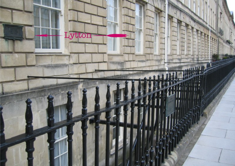 Location of plaque at Connaught Mansions, Pulteney Street